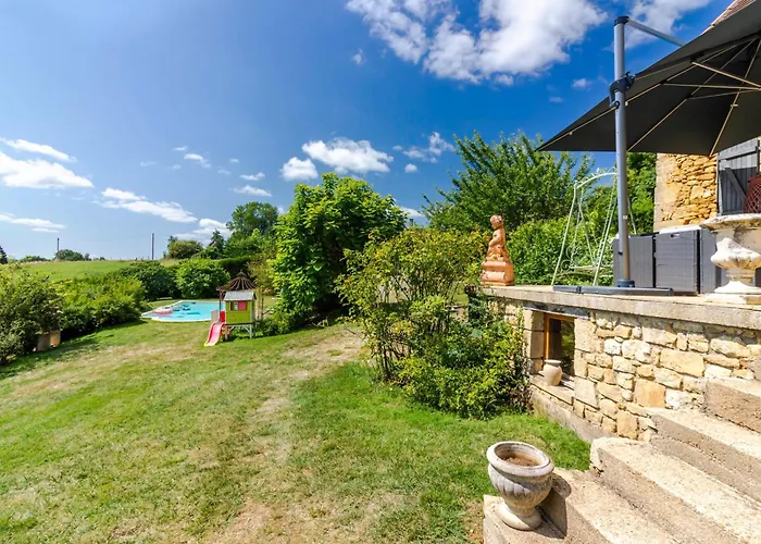 Dans Le Perigord Anlhiac